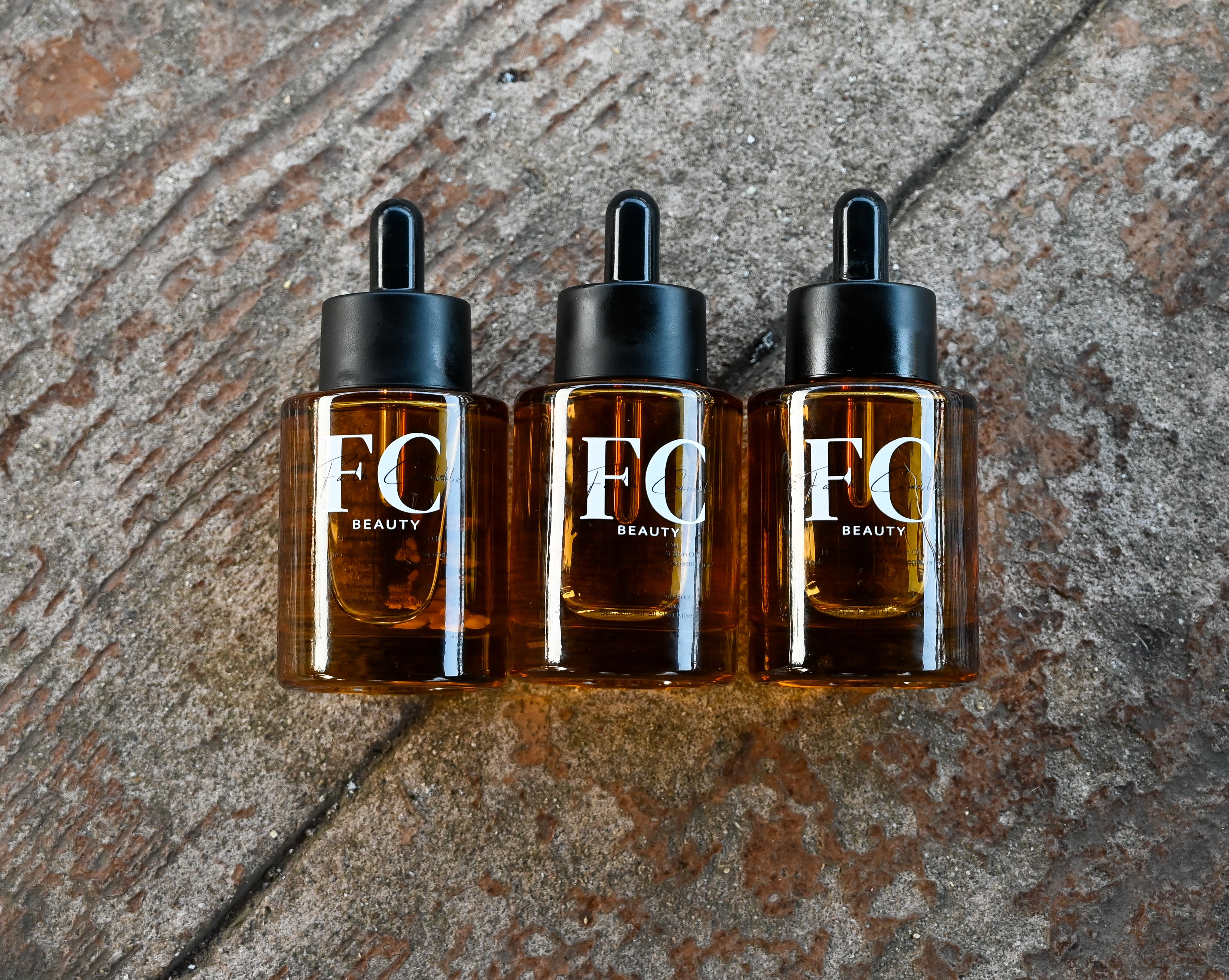 Meet Rochelle, our Hydrating Scalp & Skin Oil